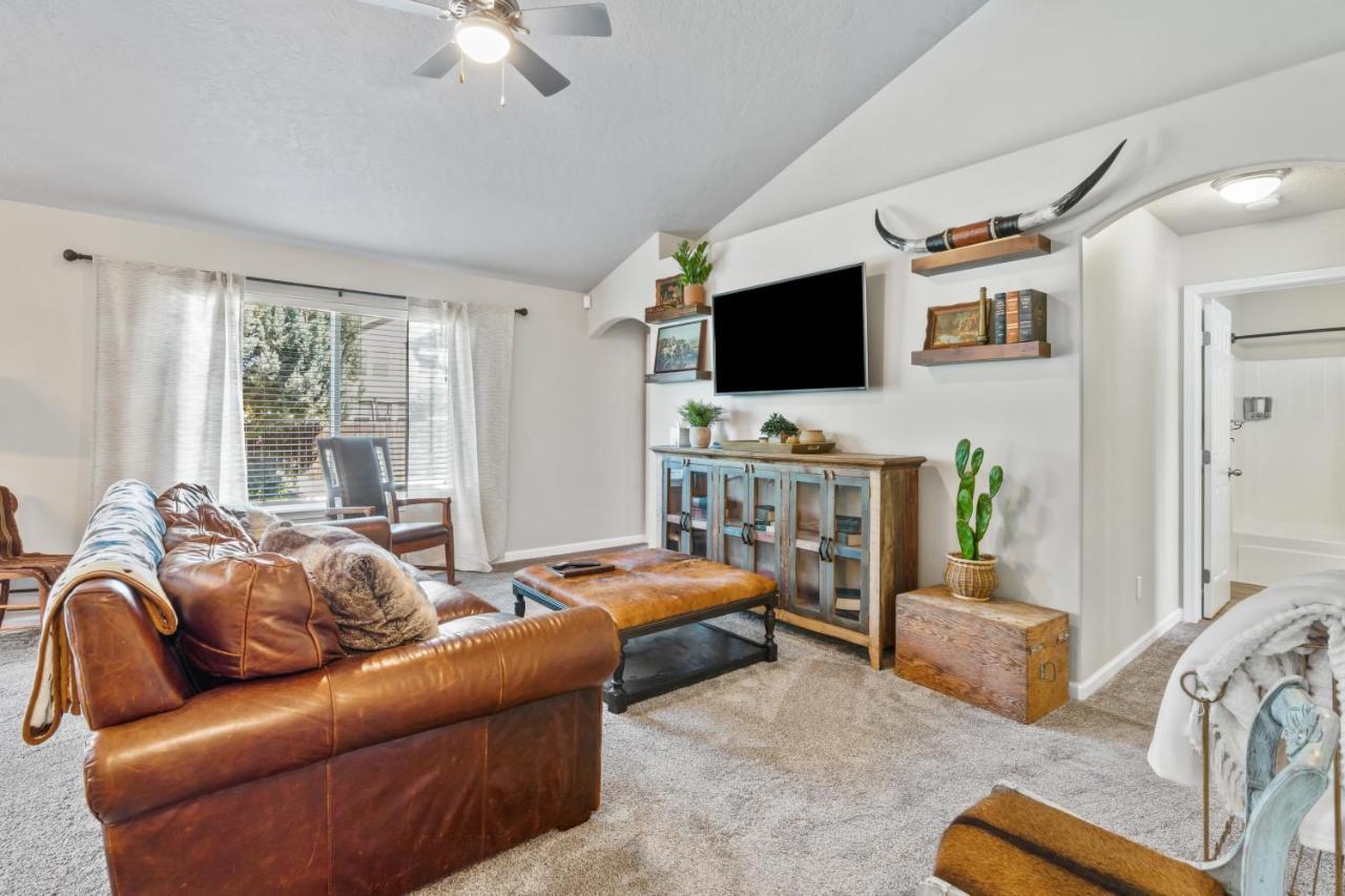 Southwestern Style 4 Bedroom Nampa Home Sleeps 16! Eksteriør billede