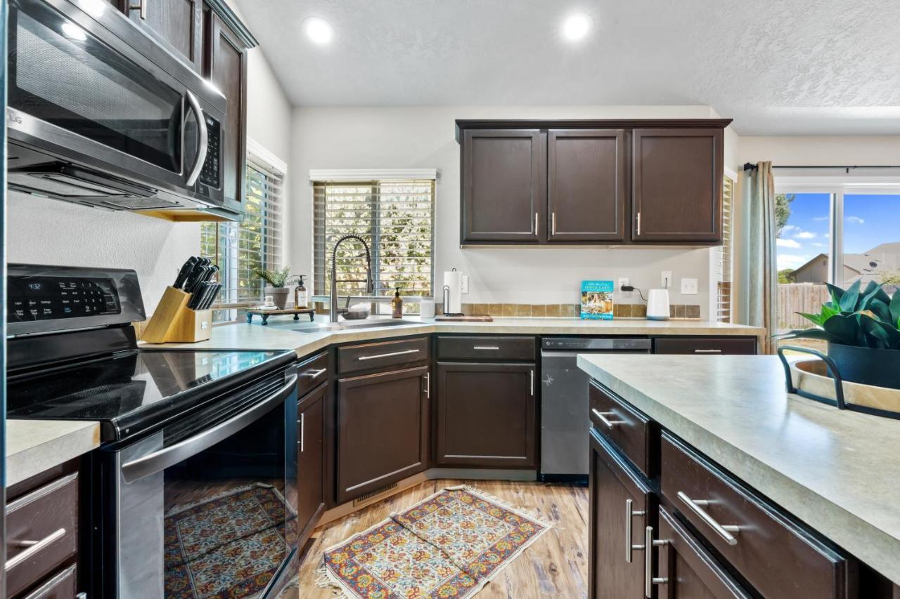 Southwestern Style 4 Bedroom Nampa Home Sleeps 16! Eksteriør billede