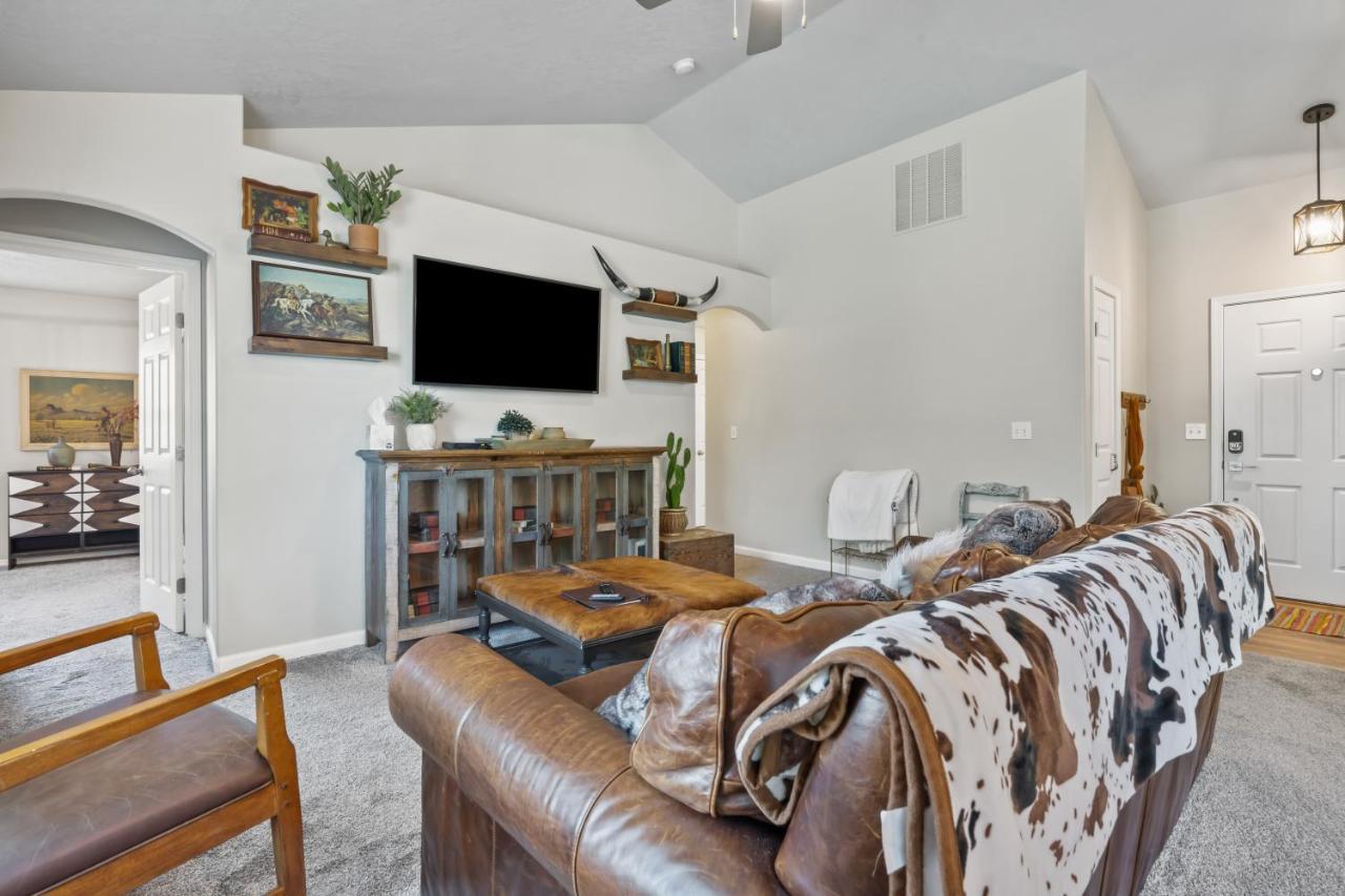 Southwestern Style 4 Bedroom Nampa Home Sleeps 16! Eksteriør billede