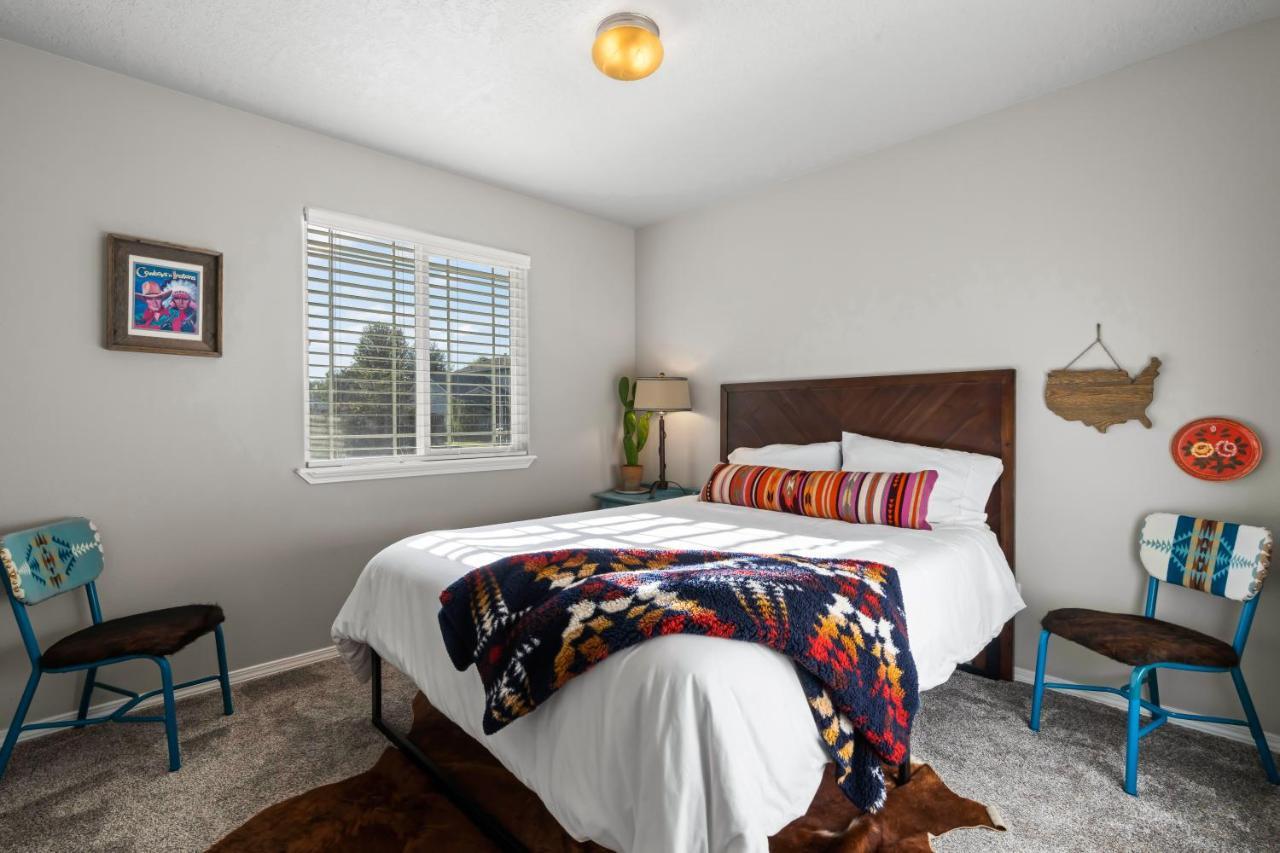Southwestern Style 4 Bedroom Nampa Home Sleeps 16! Eksteriør billede